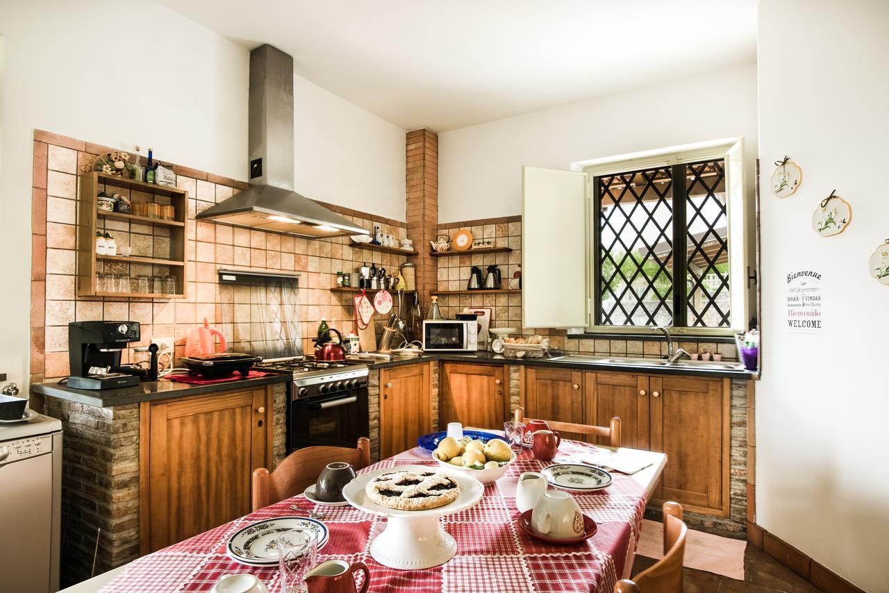 Nake Residenza Artistica Villa Sant'Alfio Bagian luar foto